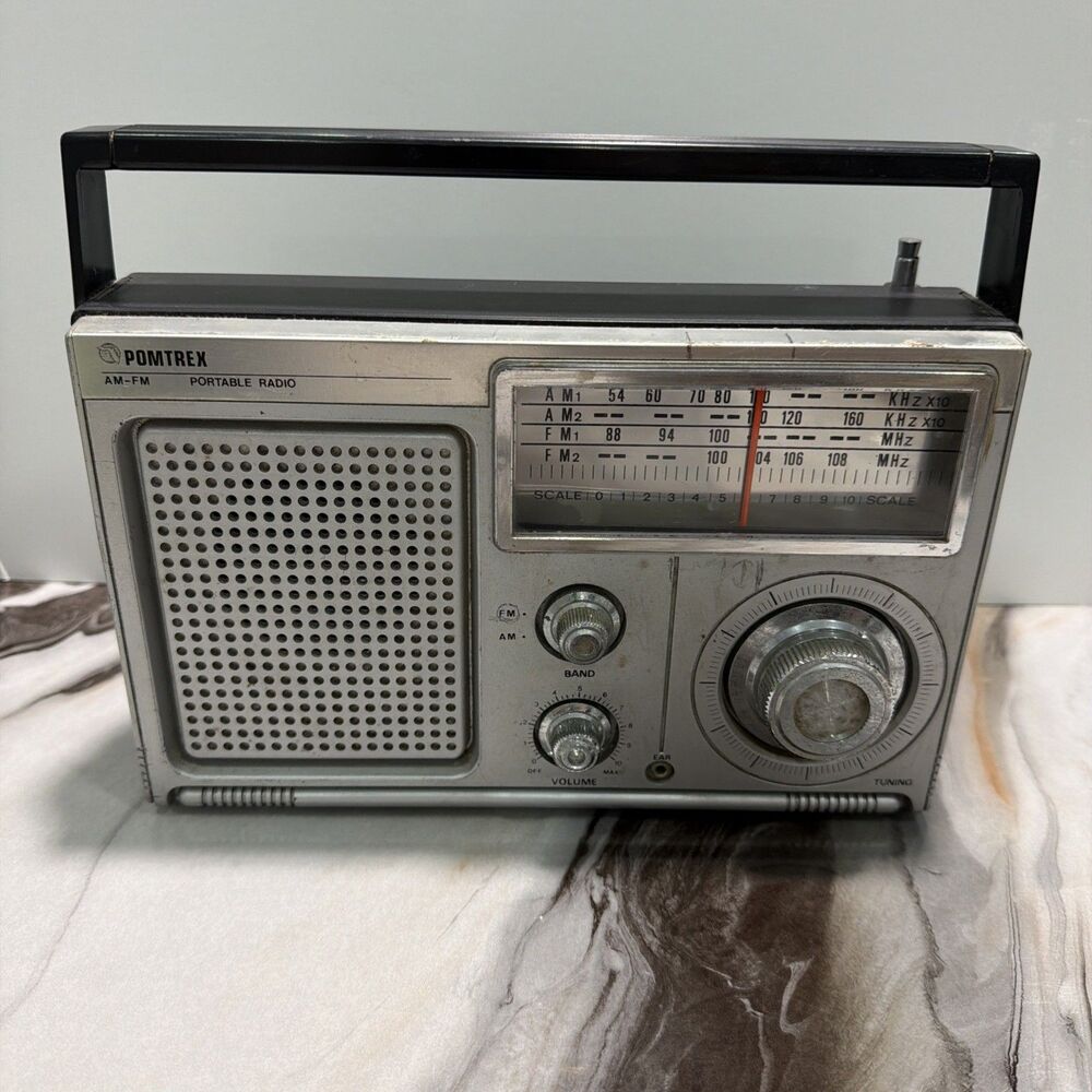 Vintage Pomtrex 606C AM/FM Portable Radio - Hong Kong FOR PARTS/REPAIRS 70s-80s
